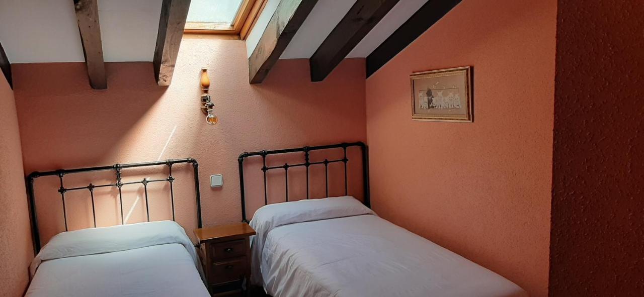 El Caserio Camaleno Luaran gambar